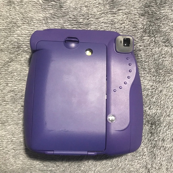 Instax mini 8 Polaroid camera - Picture 2 of 3